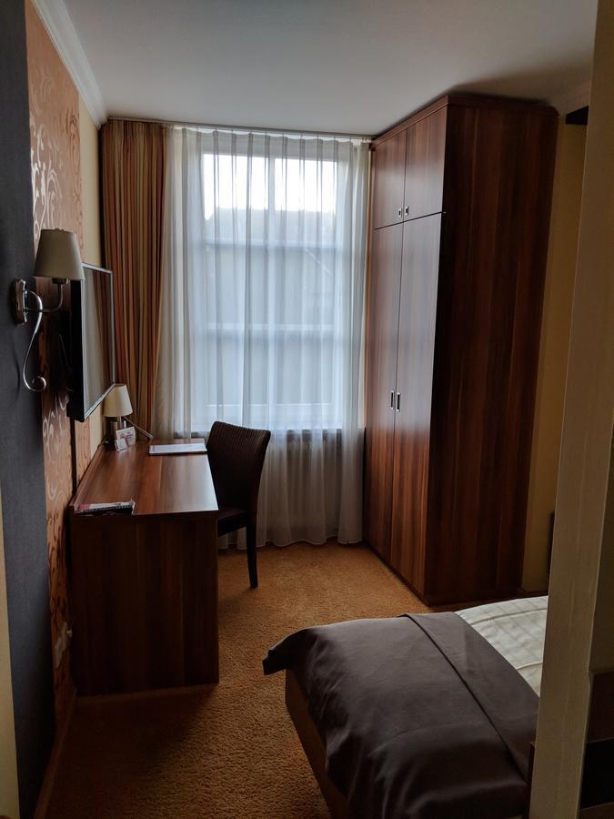 Dagstuhler Hof Hotel Wadern ภายนอก รูปภาพ